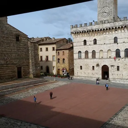 Apartman The Roof House - Piazza Grande